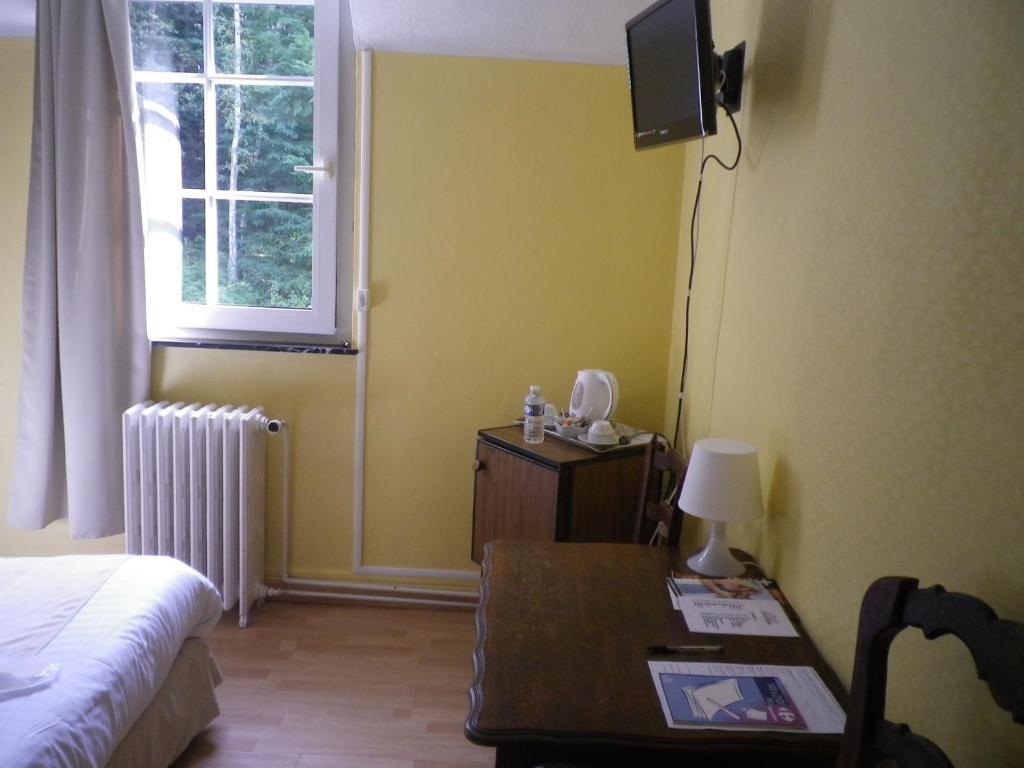 Hotel Ermitage Du Moulin Labotte Haybes Habitación foto